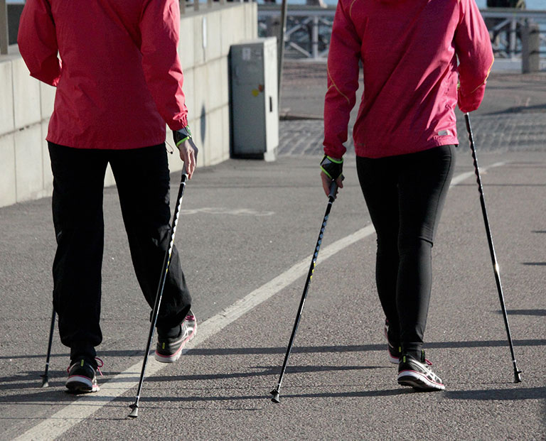 SIAMO FATTI PER CAMMINARE-farmacia_trampetti